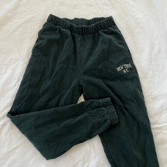 Brandy Melville Pants & Jumpsuits Brandy Melville Rosa Sweatpants